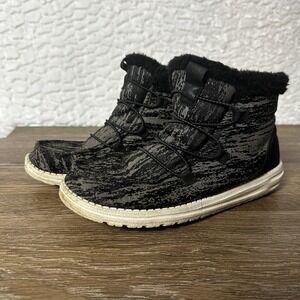Hey Dude Lea Black Fur Lined Lace Up Ankle Bootie Winter Shoes Womens 9 Normcore